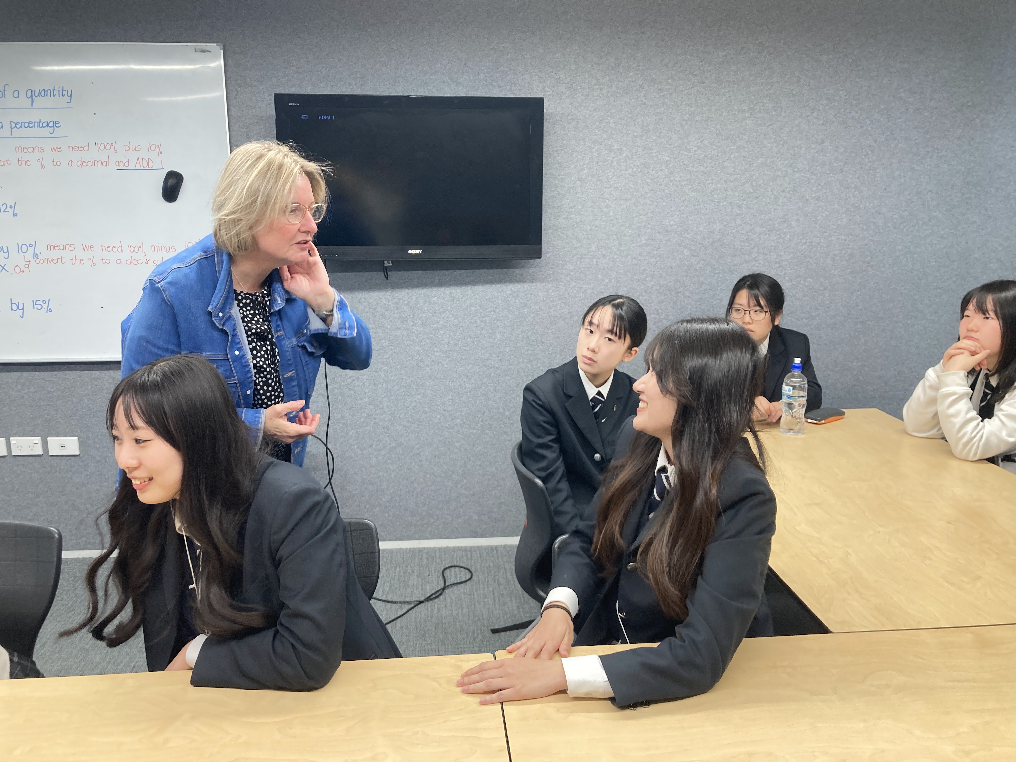 ニュージーランド語学研修での食事風景