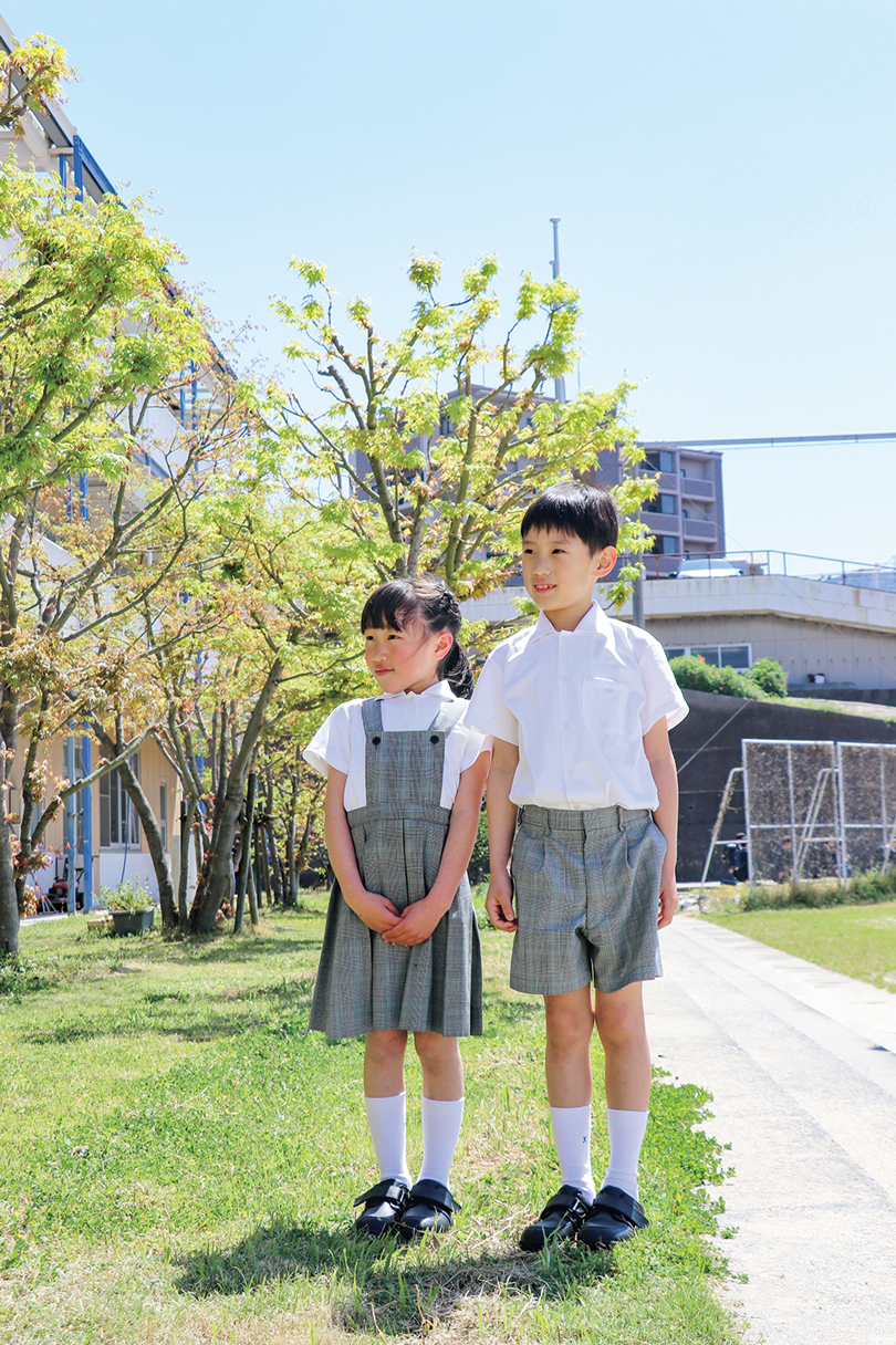低学年夏服
